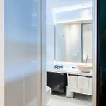 Πανσιόν Unique 4*