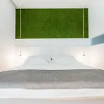 Unique Πανσιόν 4*