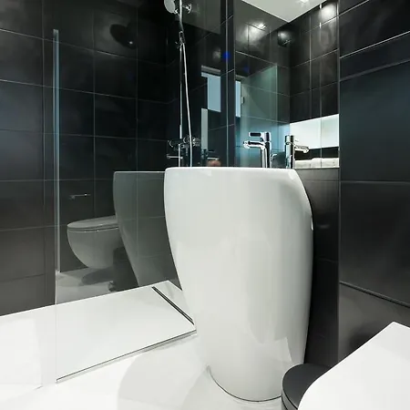 Unique 4* زادار